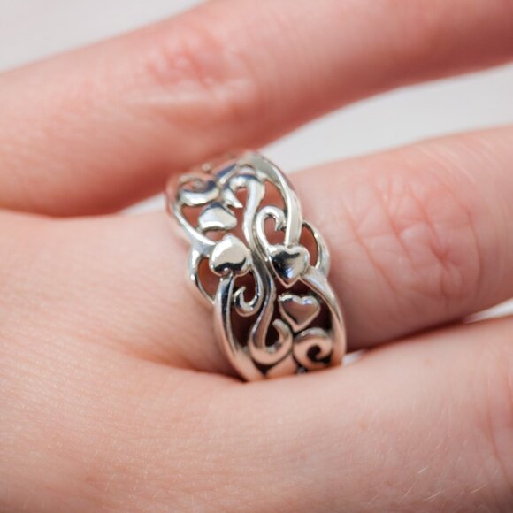 Sterling Silver Scroll & Heart Band Ring – Openwork “P. Ster” Design (Size 7.75) - Picture 8 of 11